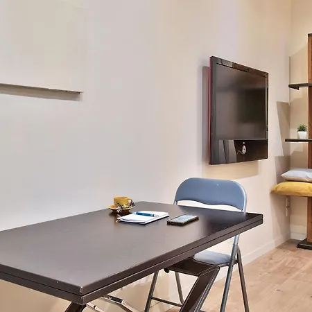 L'appart Chic - Terrasse - Proche Lyon & Tram Apartament